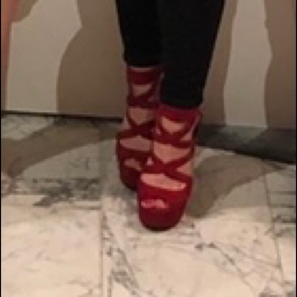 Chelsea & Zoe Red Suede Platform Heels 8.5 - Picture 10 of 10